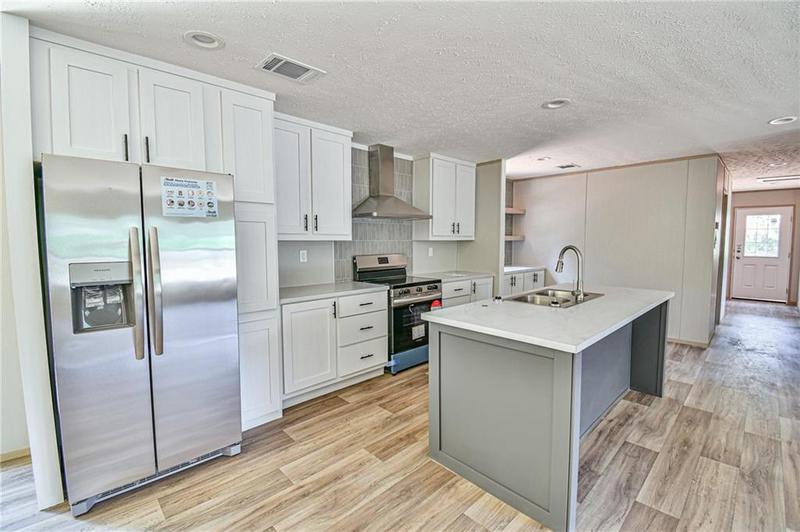 Image for property 734 Nails Creek Crossing, Royston, GA 30662