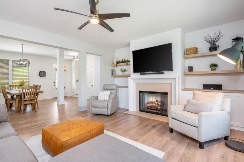 Image for property 1013 Liberty Springs Drive, Woodstock, GA 30188