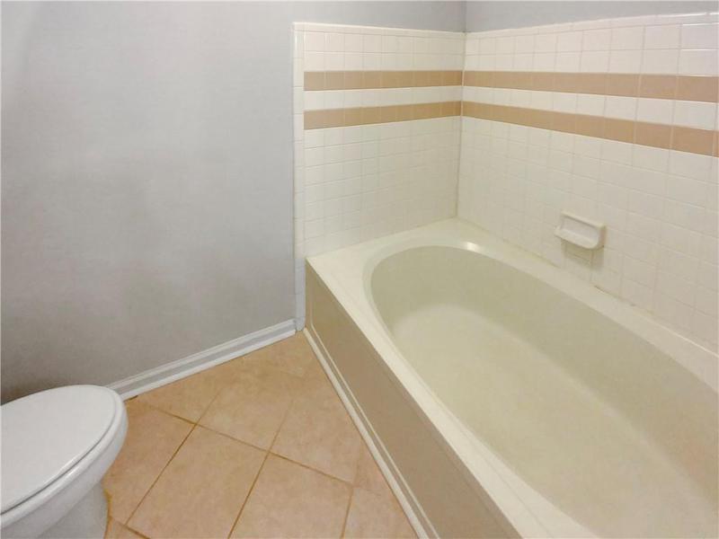Image for property 216 Edinburgh Court 216, Alpharetta, GA 30004