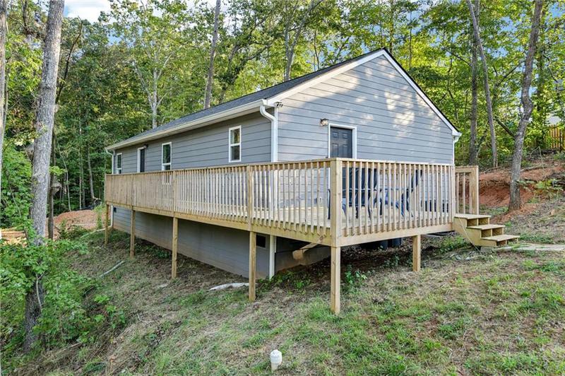 Image for property 3662 Lakeview Drive, Gainesville, GA 30501