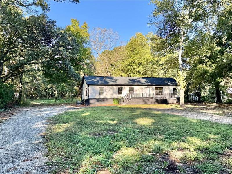 Image for property 215 Forest Road, Stockbridge, GA 30281