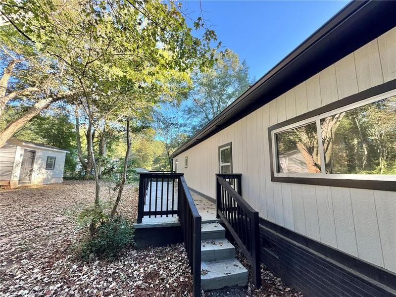 Image for property 215 Forest Road, Stockbridge, GA 30281