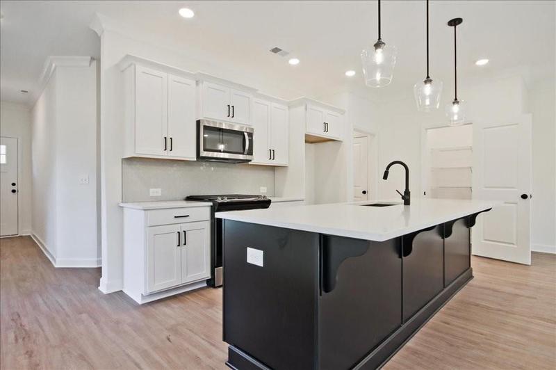 Image for property 685 Sunstone Lane, Lawrenceville, GA 30043