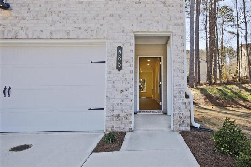 Image for property 685 Sunstone Lane, Lawrenceville, GA 30043