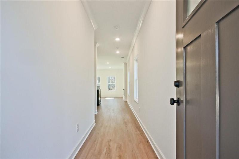 Image for property 685 Sunstone Lane, Lawrenceville, GA 30043