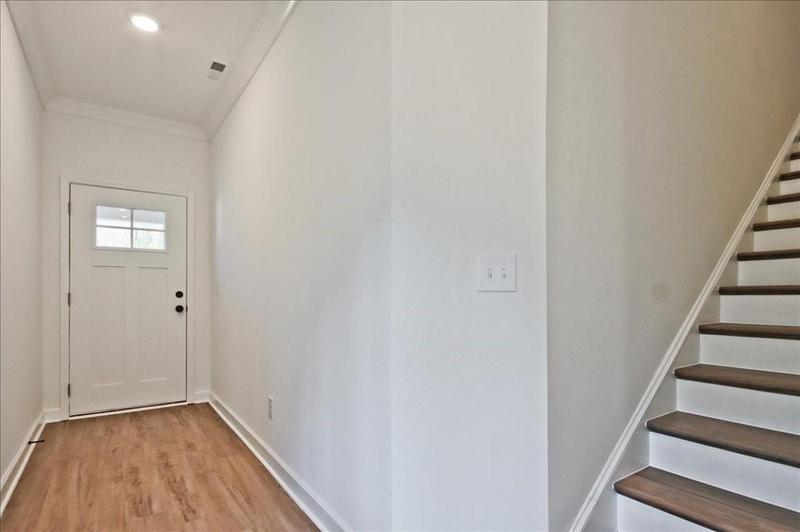 Image for property 685 Sunstone Lane, Lawrenceville, GA 30043