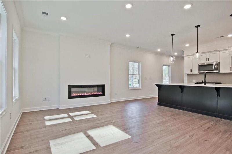 Image for property 685 Sunstone Lane, Lawrenceville, GA 30043