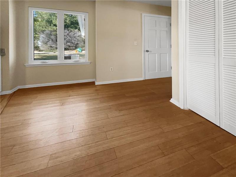 Image for property 9997 Point View Drive, Jonesboro, GA 30238