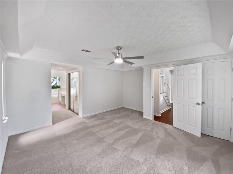 Image for property 9997 Point View Drive, Jonesboro, GA 30238