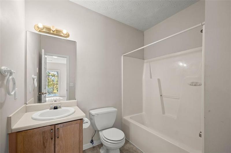 Image for property 5460 Apache Trail, Gainesville, GA 30506