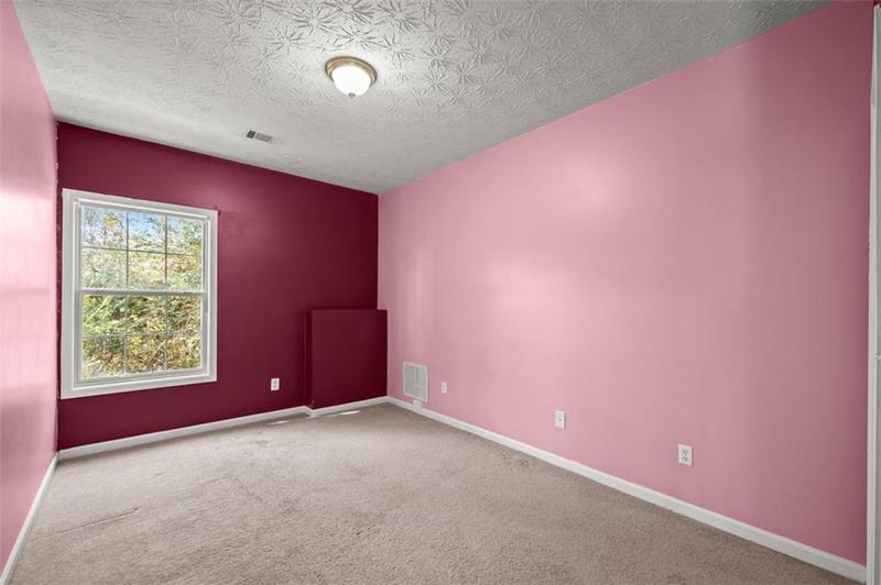 Image for property 5460 Apache Trail, Gainesville, GA 30506