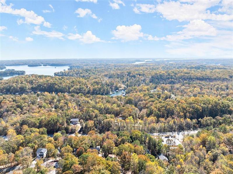 Image for property 5460 Apache Trail, Gainesville, GA 30506