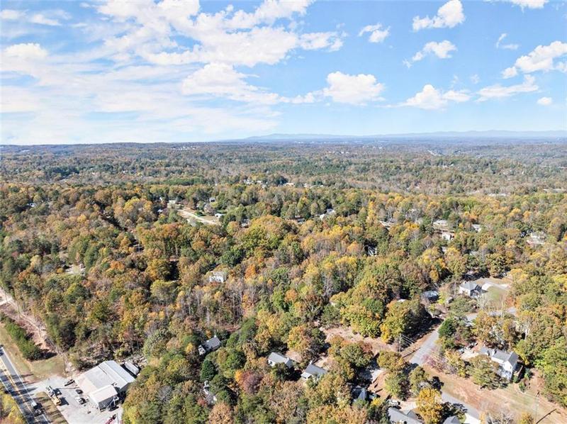 Image for property 5460 Apache Trail, Gainesville, GA 30506
