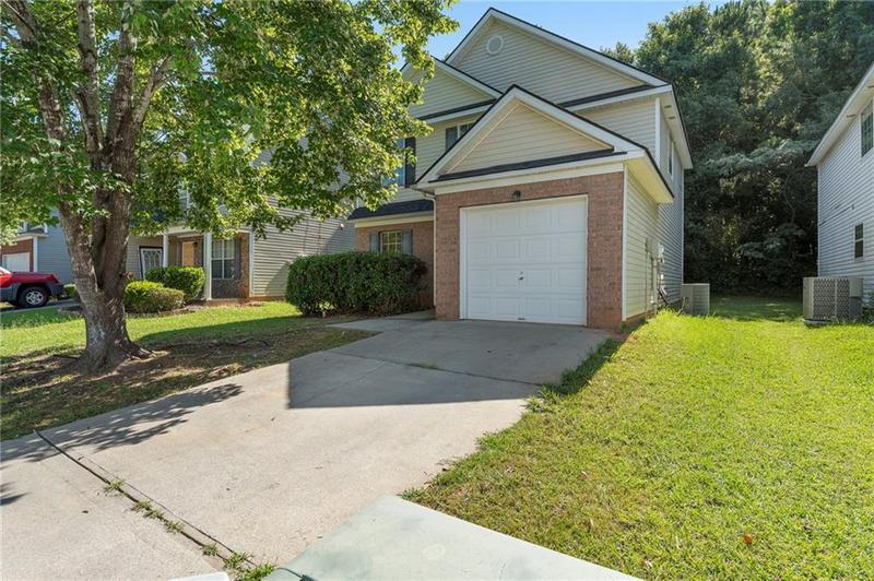 Image for property 2433 Wood Bend Lane, Riverdale, GA 30296