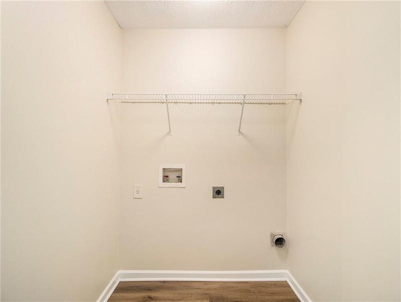 Image for property 302 Granite Grove, Loganville, GA 30052