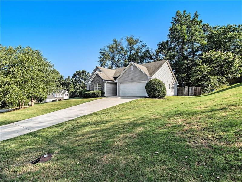 Image for property 302 Granite Grove, Loganville, GA 30052