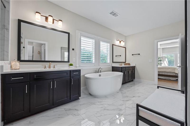 Image for property 14230 Reserve Manor Lane, Roswell, GA 30075