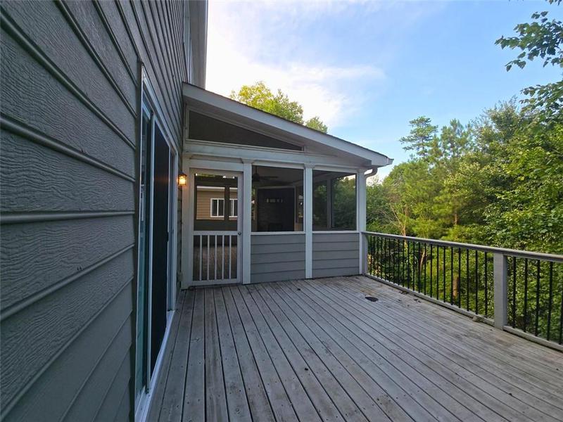 Image for property 310 AVEBURY Court, Johns Creek, GA 30022