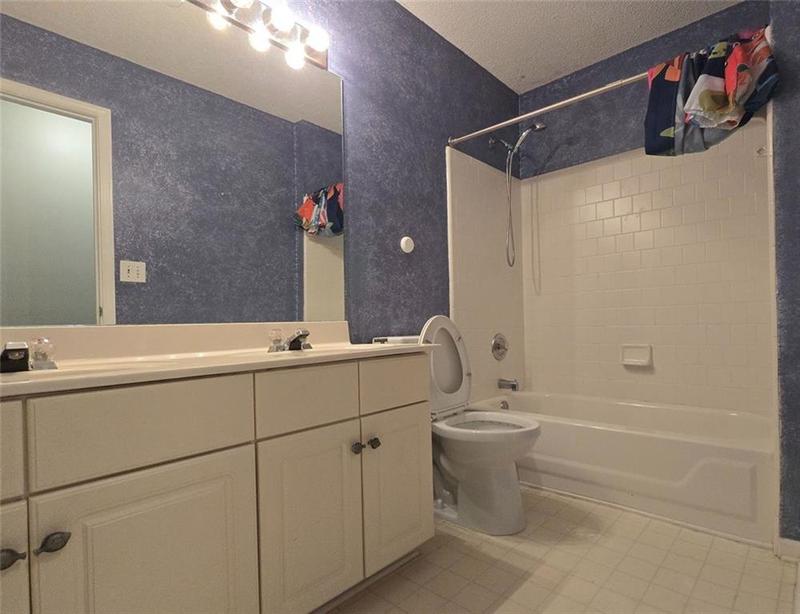 Image for property 310 AVEBURY Court, Johns Creek, GA 30022