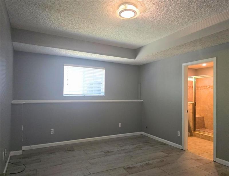 Image for property 310 AVEBURY Court, Johns Creek, GA 30022
