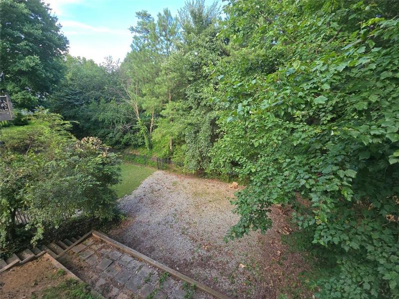 Image for property 310 AVEBURY Court, Johns Creek, GA 30022