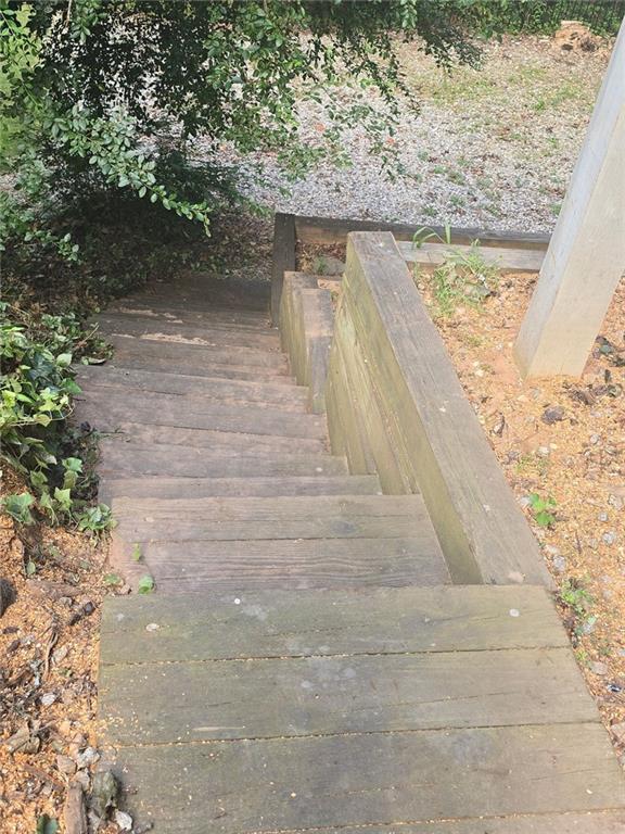 Image for property 310 AVEBURY Court, Johns Creek, GA 30022