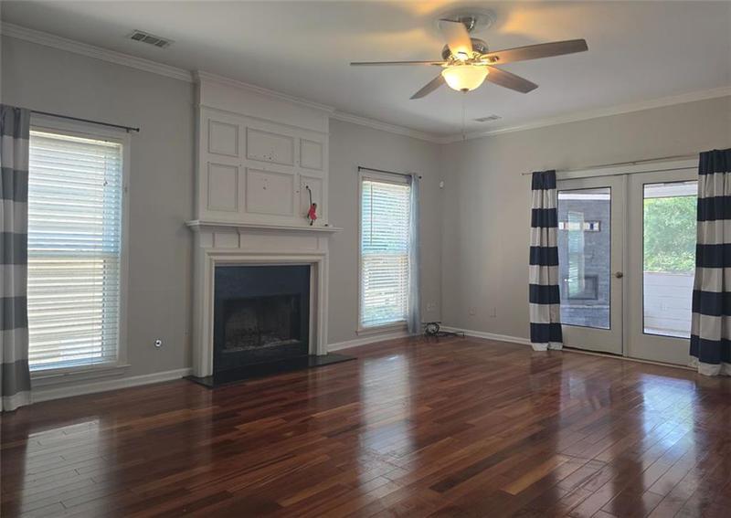 Image for property 310 AVEBURY Court, Johns Creek, GA 30022