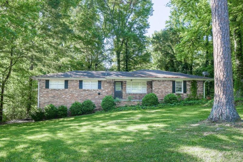 Image for property 4236 Beaver Ruin Court, Lilburn, GA 30047