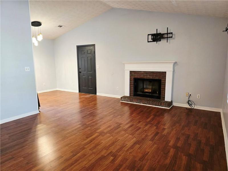 Image for property 115 BOND Drive, Ellenwood, GA 30294