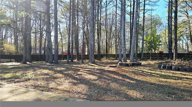Image for property 115 BOND Drive, Ellenwood, GA 30294