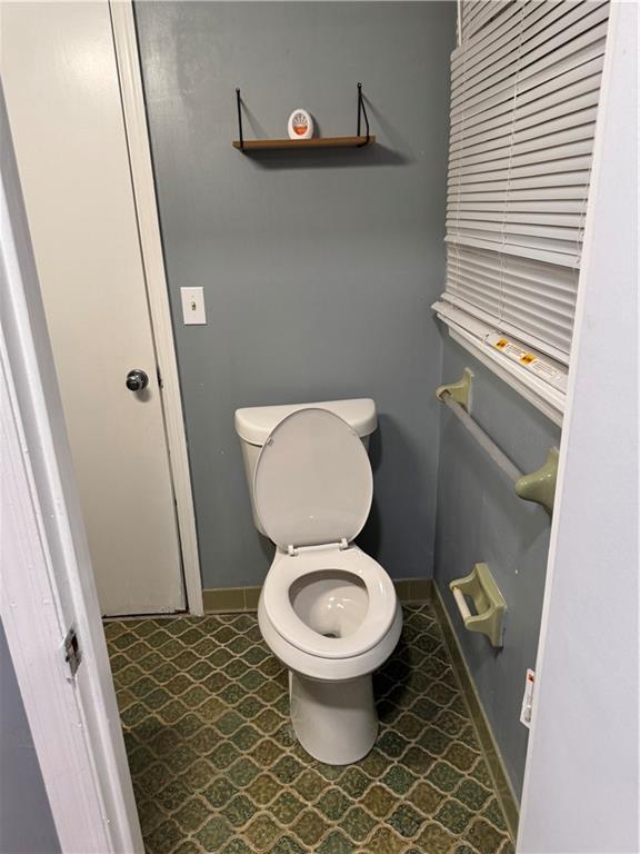 Image for property 1056 Jeanette Court, Stone Mountain, GA 30088