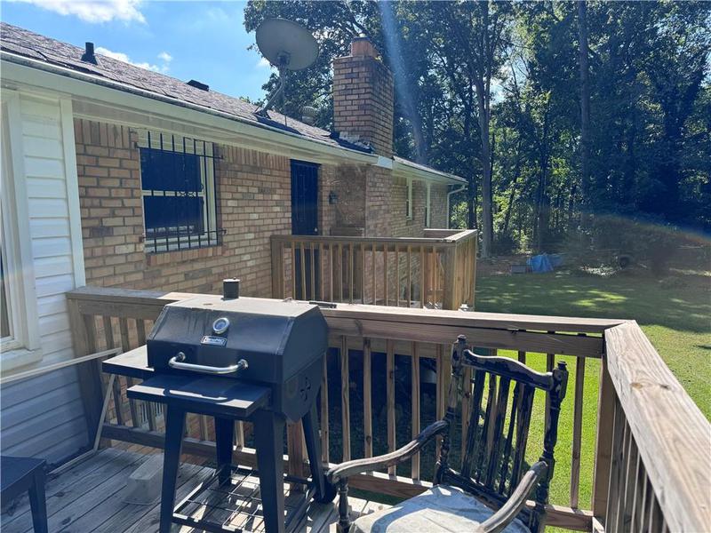 Image for property 1056 Jeanette Court, Stone Mountain, GA 30088