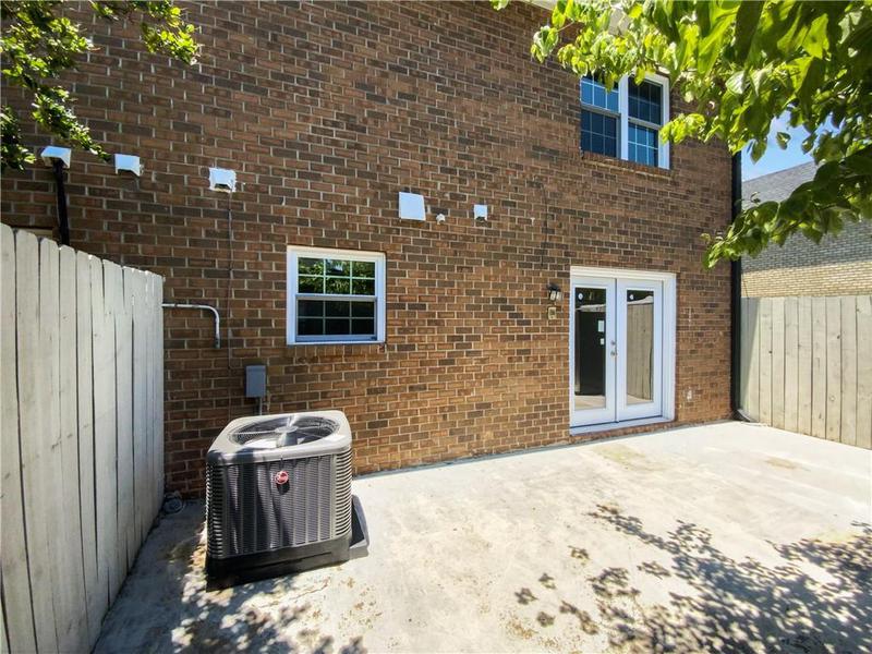 Image for property 300 Winding River Road A, Atlanta, GA 30350