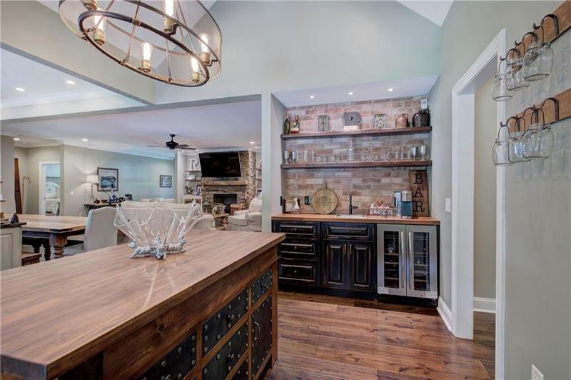 Image for property 200 Sherwood Drive, Calhoun, GA 30701