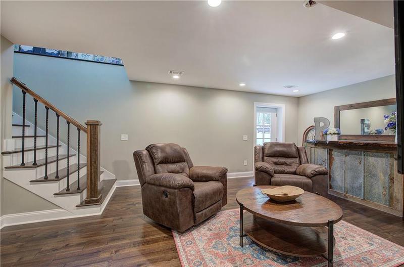 Image for property 200 Sherwood Drive, Calhoun, GA 30701