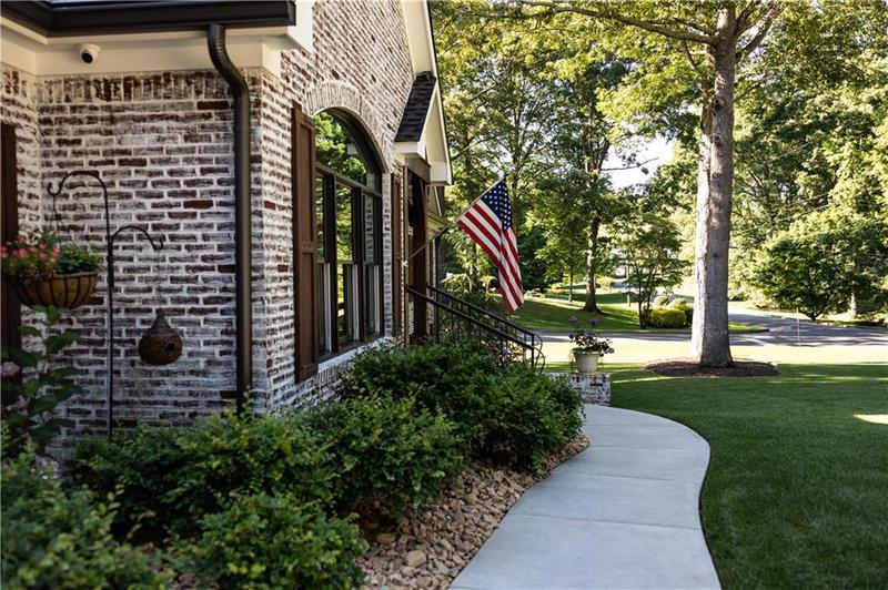 Image for property 200 Sherwood Drive, Calhoun, GA 30701