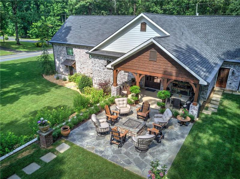 Image for property 200 Sherwood Drive, Calhoun, GA 30701