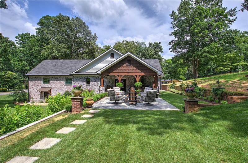 Image for property 200 Sherwood Drive, Calhoun, GA 30701