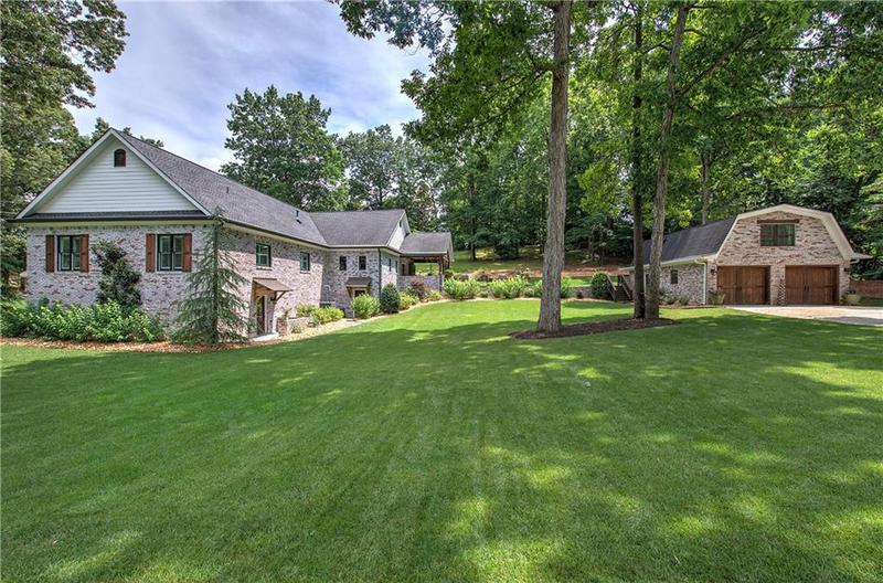 Image for property 200 Sherwood Drive, Calhoun, GA 30701