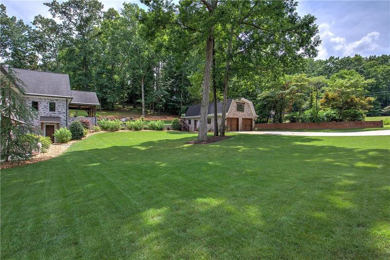 Image for property 200 Sherwood Drive, Calhoun, GA 30701