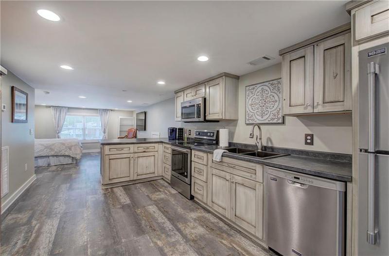 Image for property 200 Sherwood Drive, Calhoun, GA 30701
