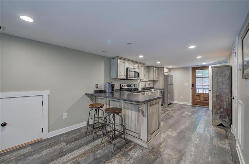 Image for property 200 Sherwood Drive, Calhoun, GA 30701