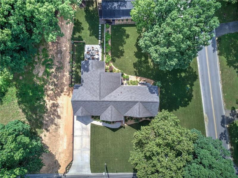 Image for property 200 Sherwood Drive, Calhoun, GA 30701