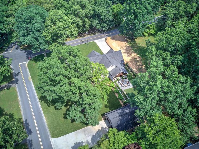 Image for property 200 Sherwood Drive, Calhoun, GA 30701