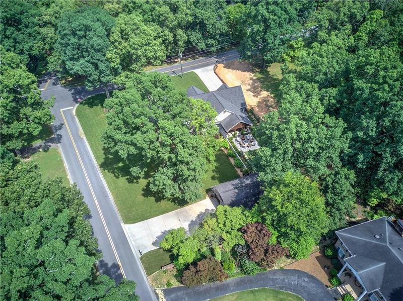 Image for property 200 Sherwood Drive, Calhoun, GA 30701