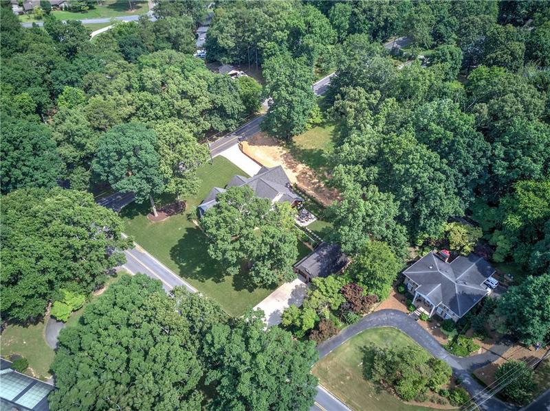 Image for property 200 Sherwood Drive, Calhoun, GA 30701