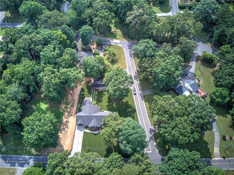 Image for property 200 Sherwood Drive, Calhoun, GA 30701