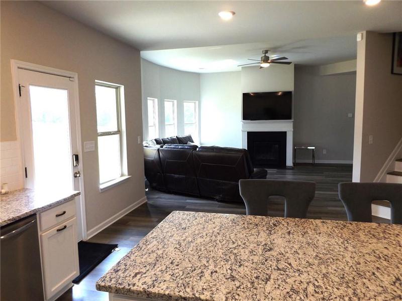 Image for property 689 Jeff Davis Drive, Fayetteville, GA 30215