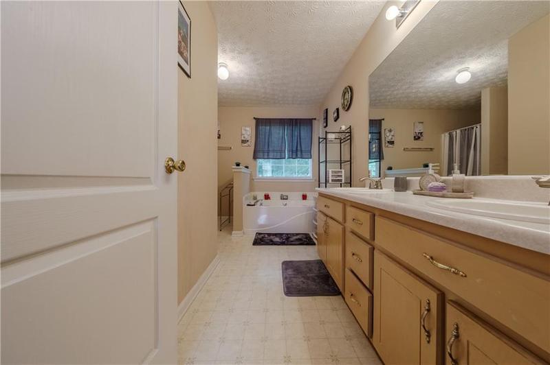 Image for property 4614 Post Ridge Lane, Lithonia, GA 30038
