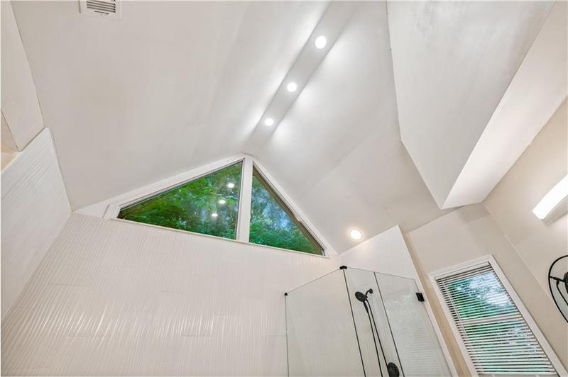 Image for property 465 Woodbrook Way, Lawrenceville, GA 30043